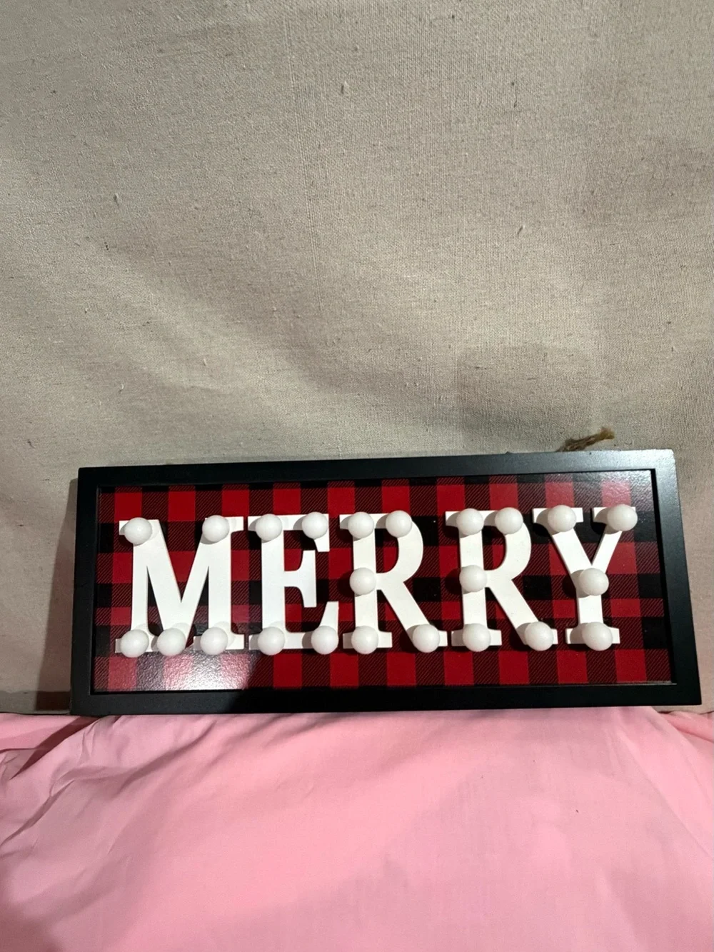 Holiday 'MERRY' Light-Up Plaid Sign - Red/Black